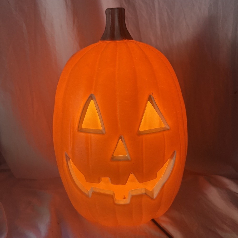 VTG Gemmy Light Up Pumpkin Jack O Lantern Halloween Foam Mold Haunted Living 16"